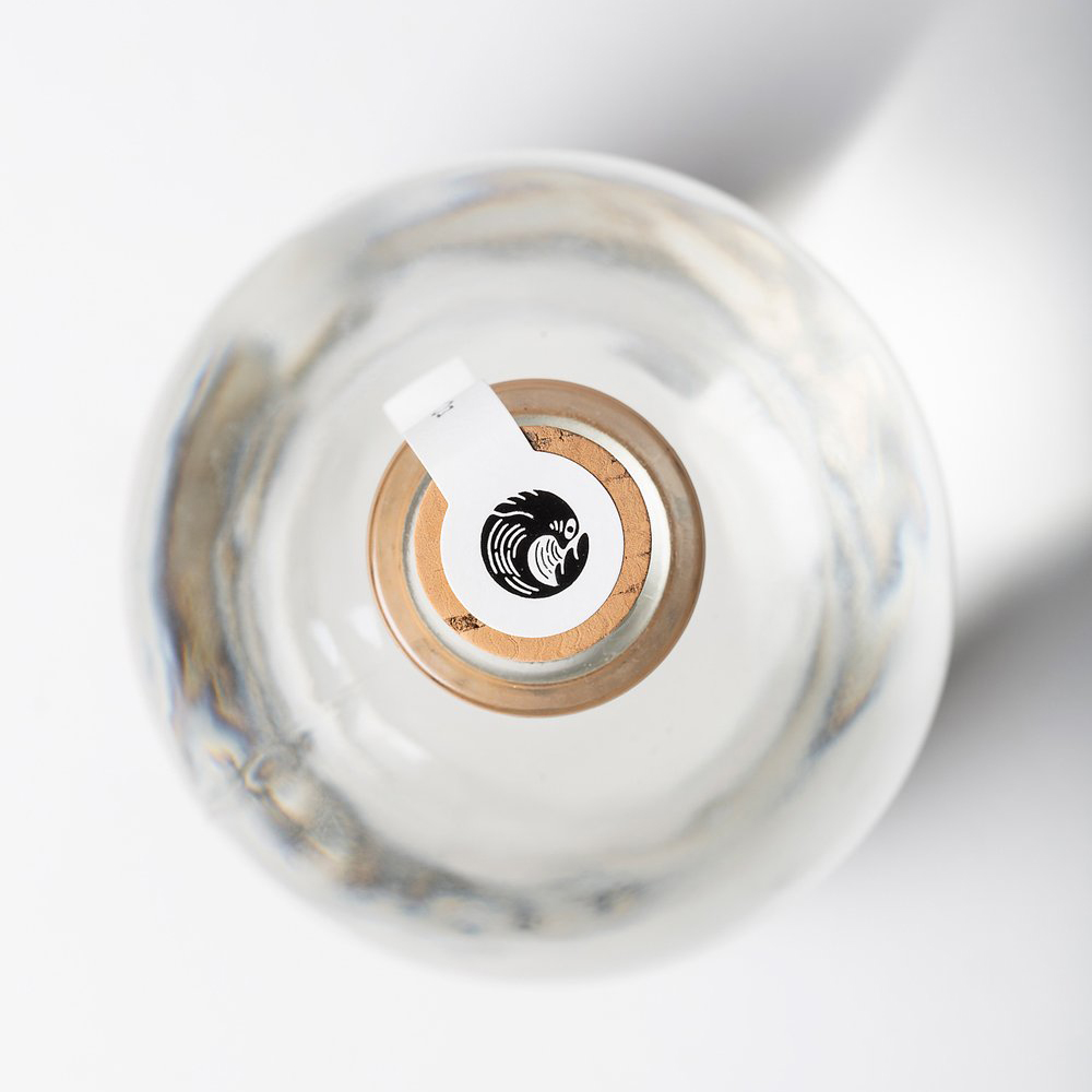 克羅地亞小型杜松子酒廠Monachus標(biāo)志和包裝設(shè)計(jì)