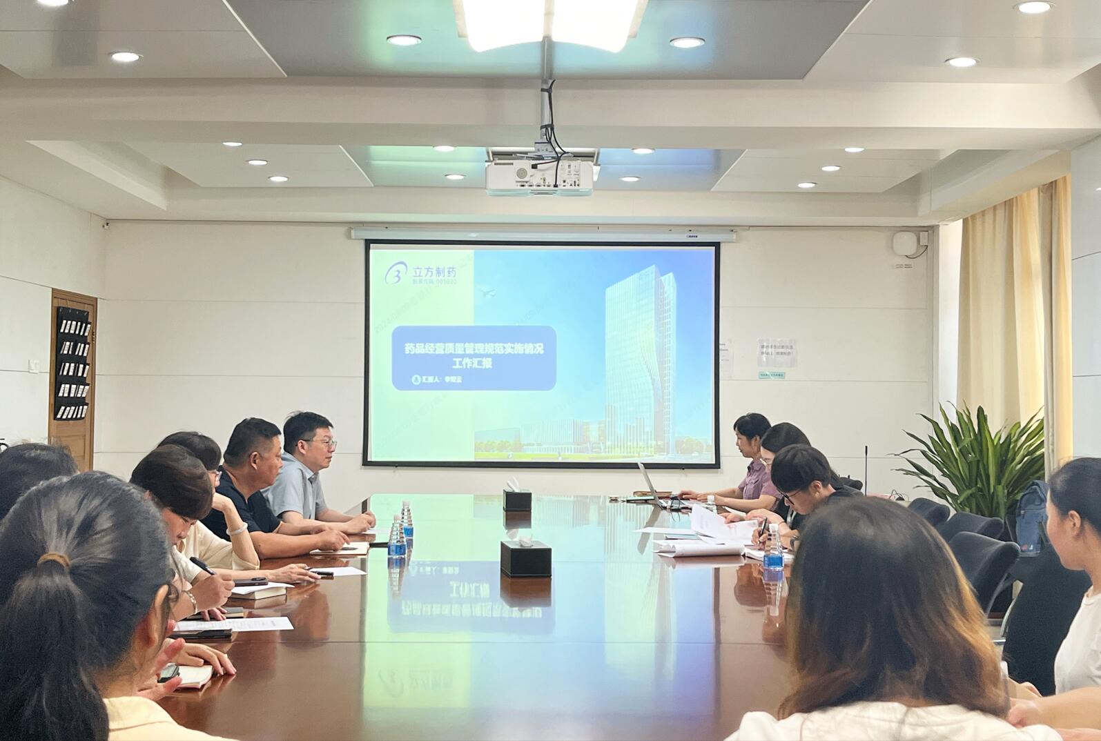 Orloj absinth 苦艾酒包裝設(shè)計(jì)欣賞